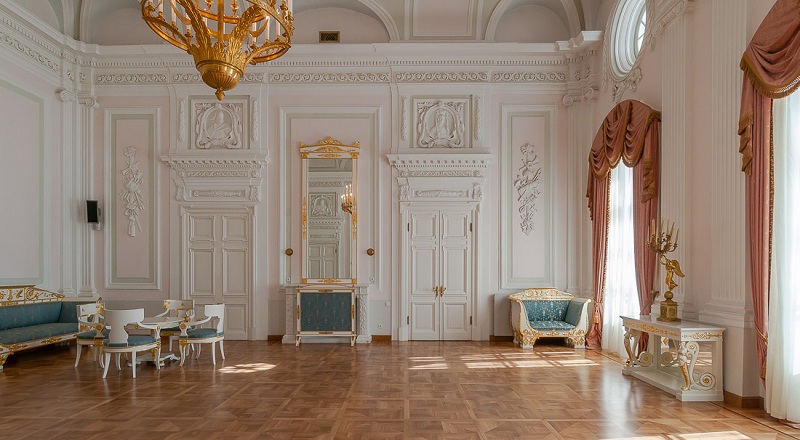 Кавалерский зал Петровского дворца