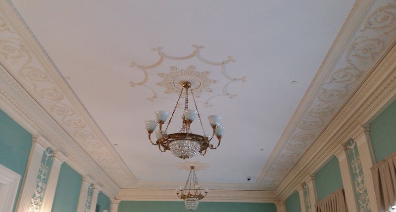 Потолок в зале Покровский Геликон-оперы