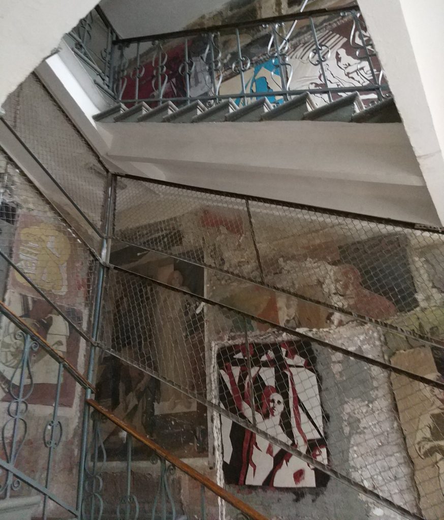 Боковая лестница Строгановки
